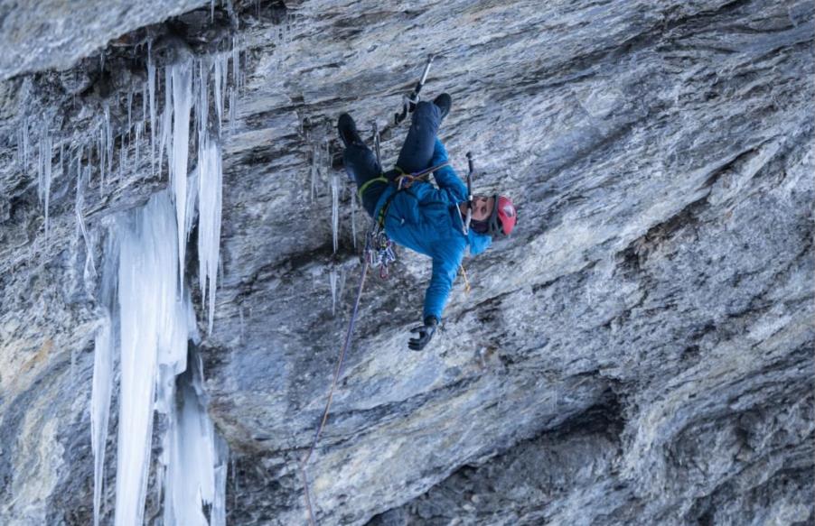 Yannick Glatthard on the first free ascent of Hall of Fame at Kandersteg. Photo: Diego Schläppi/ Black Diamond