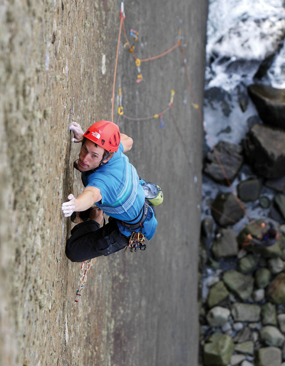 James Pearson on the first ascent of The Walk of Life in Devon. Photo: © David Simmonite