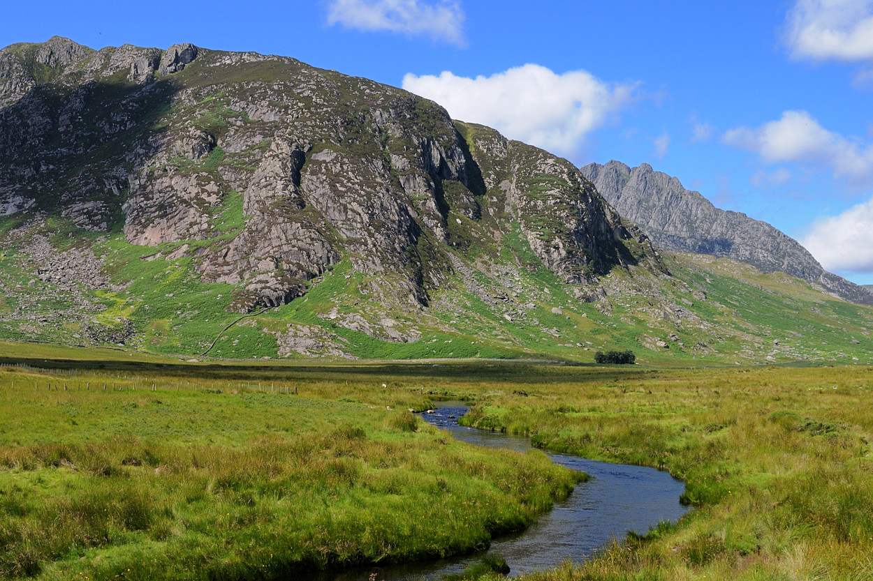 Skyline Buttress on Gallt Yr Ogof. Photo: Keith Sharples