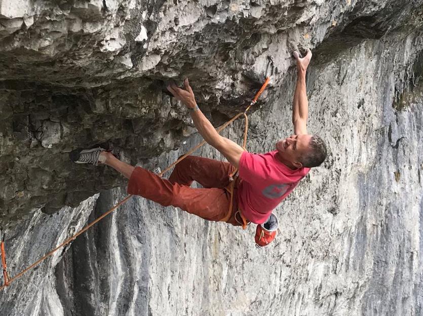 Steve McClure on the top crucial roof of Fixation. Photo: Neil Gresham