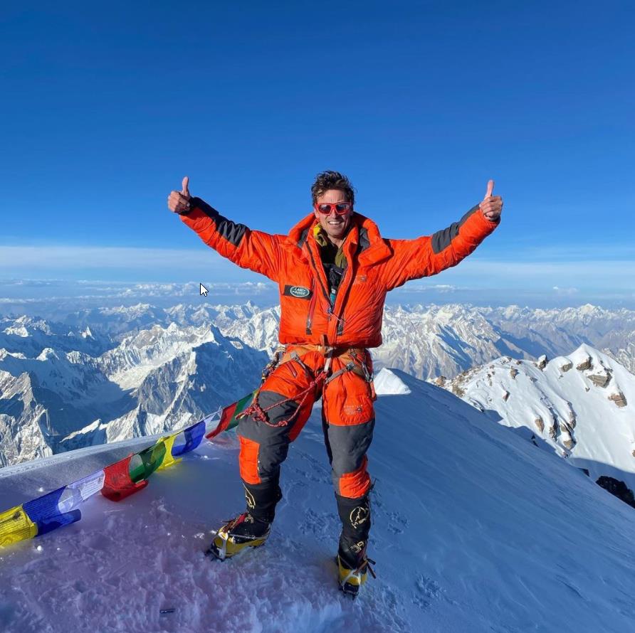 Kenton Cool summits K2, his third 8000’er of 2021