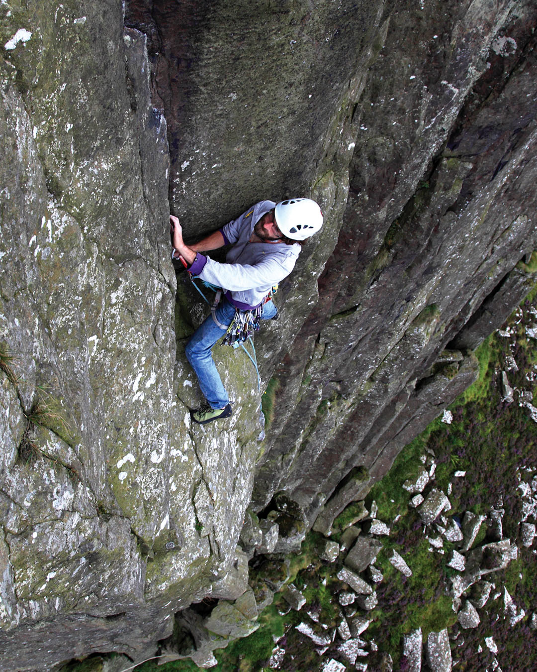 Chris Hind on pitch 2 of the mighty An Bealach Runda (E1 5b). Photo: Mike Hutton