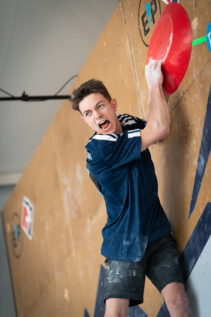 Toby Roberts competing in the SLC Final. Photo: Slobodan Miskovic/IFSC