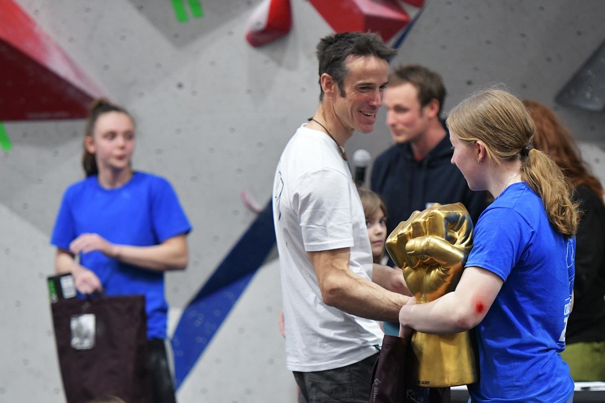 Lucie Hammond collecting the Crack Queen prize from Tom Randall. Photo: Keith Sharples