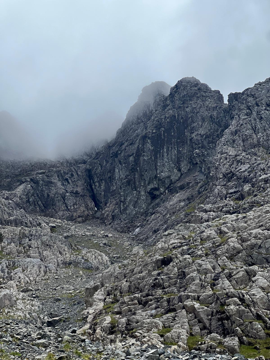 The arduous enviroment on The Ben requires 3hours walk before you can even start to climb on Echo Wall. Photo: OnceUponAClimb