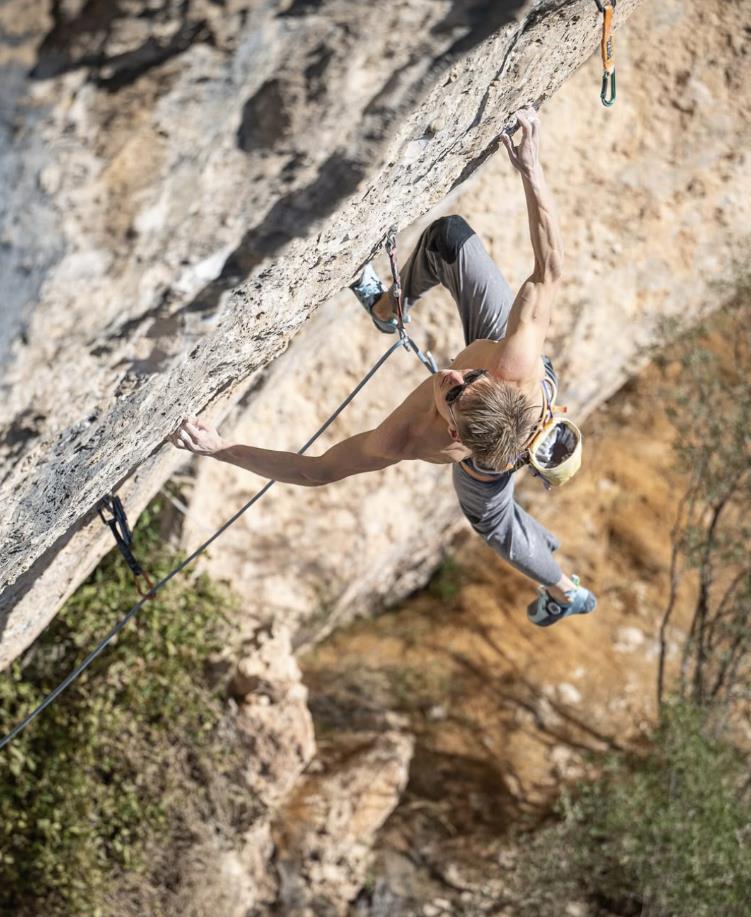 Alex Megos on his latest new Margalef offering, Tuareg Blanco F9b/+. Photo: Rainer Eder