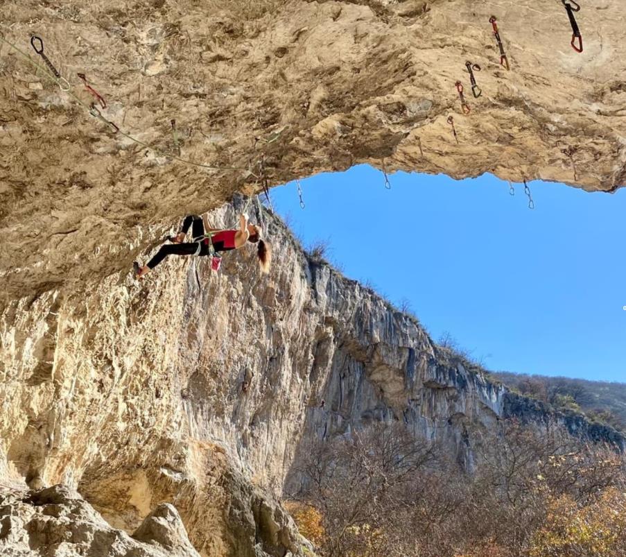 Laura Rogora in Misja Peč. Photo: Laura Rogora Collection/Instagram