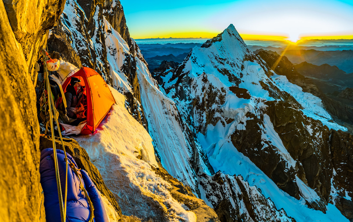One of the two bivouacs on the wall. Photo: © Dani Arnold