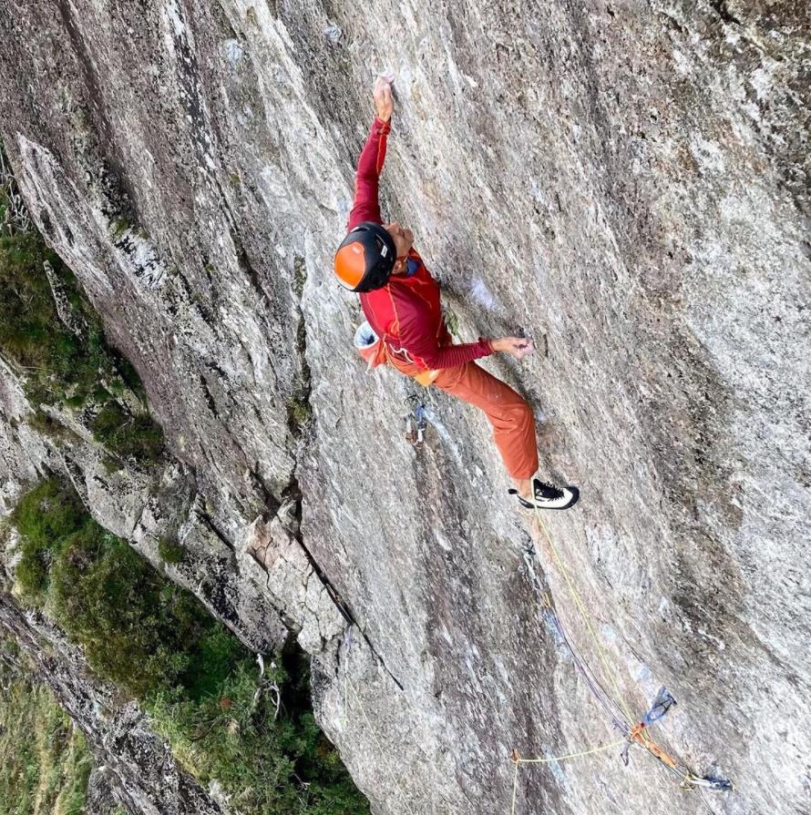 Steve McClure fully committed on the superb climbing on the crucial headwall of Lexicon during his successful second ascent. Photo: Neil Gresham